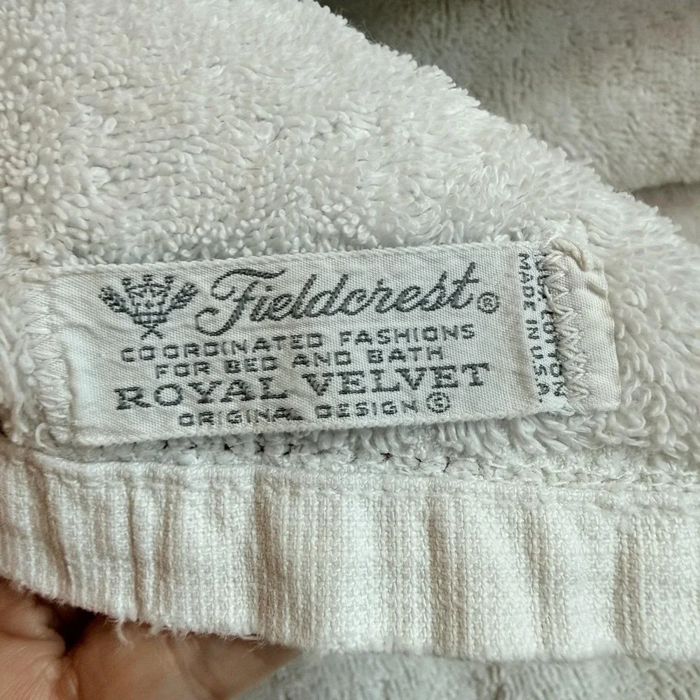 Fieldcrest Royal Velvet Bath Towel Vintage Golden Flowers 70's Cotton Fringe